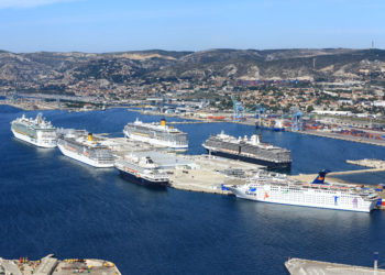 [L'image du jour] 15 000 croisiéristes à Marseille, lundi 22 septembre