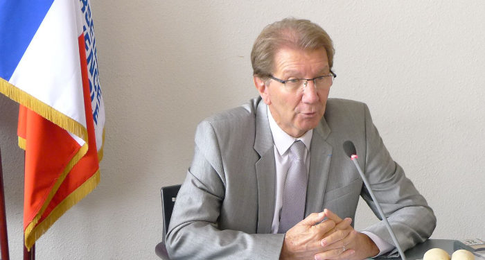 Guy Teissier : "J'ai voté la loi sur la métropole, je n'ai pas d'état d'âme, mais..."