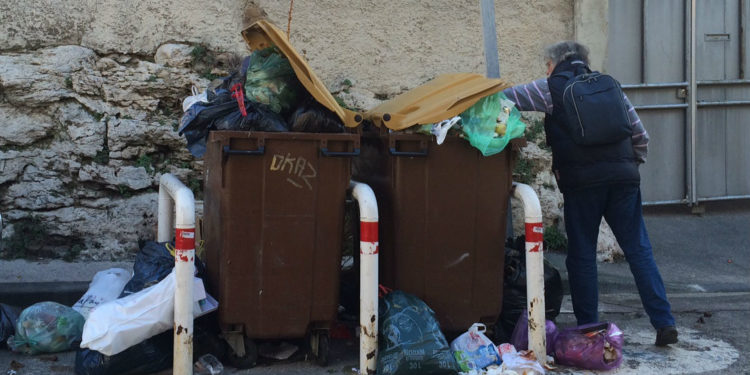 Les poubelles de Marseille débordent à nouveau (Photo Archives).