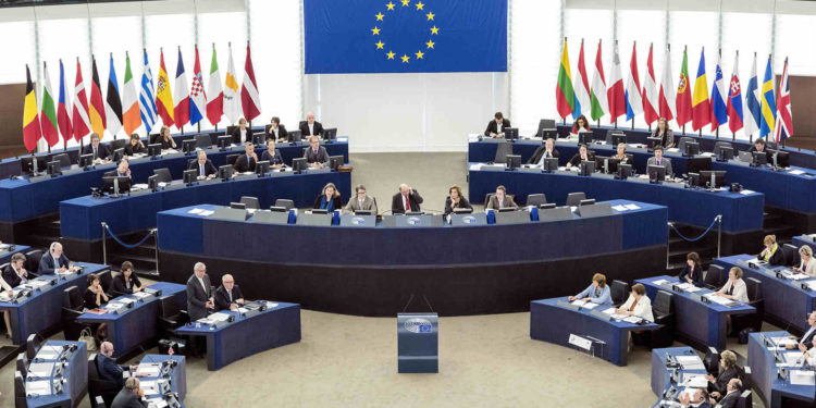 [Bons plans] Etudiants et diplômés : faites un stage au Parlement européen