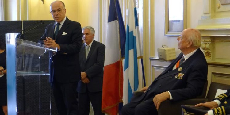 [Vu sur le web] Réfugiés : Bernard Cazeneuve rappelle à Stéphane Ravier les valeurs de la France