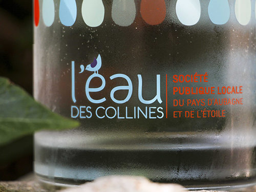 L’eau des collines claire comme AcomZ.net