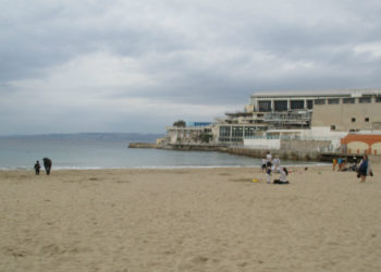 Toutes les plages du département comme ici celle des Catalans, sont désormais interdites tout comme la baignade. (Crédit : archives DR)