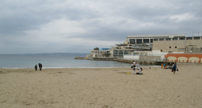 Toutes les plages du département comme ici celle des Catalans, sont désormais interdites tout comme la baignade. (Crédit : archives DR)