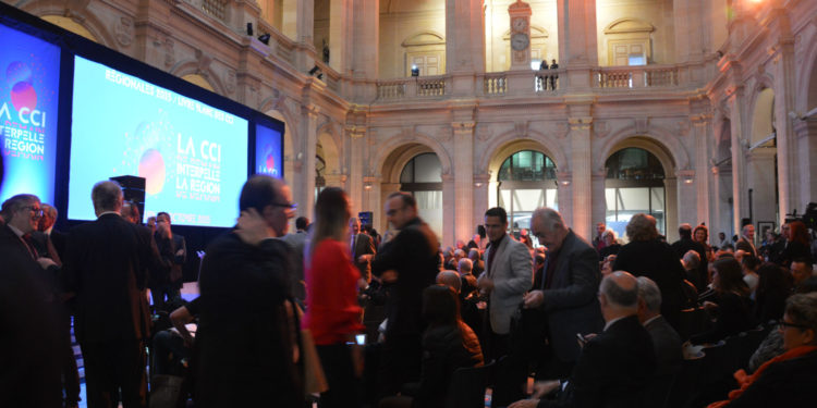 Régionales : le grand oral des candidats LR, PS et FN devant 300 chefs d’entreprises