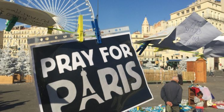 pray for paris