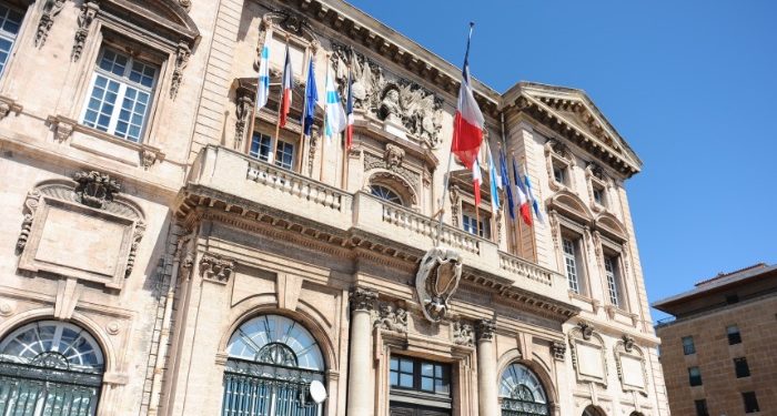 [Temps forts] Marseille : ferry boat, JO 2024 et Hangar J1 à l’ordre du jour du dernier conseil municipal de 2015
