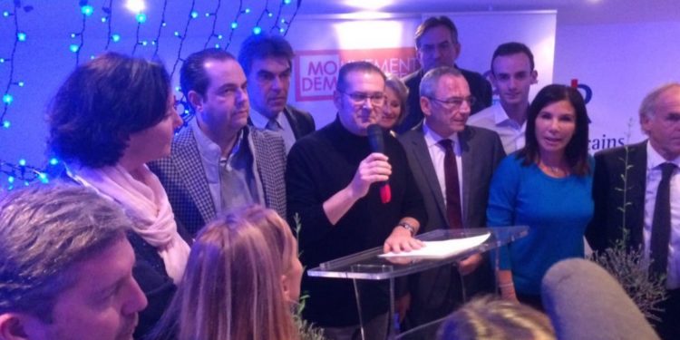 L'UDI en retrait, les Républicains en pleine division à propos de François Fillon