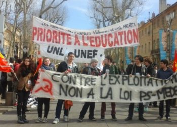 [Direct] La jeunesse mobilisée à Aix-en-Provence contre la loi El Khomri