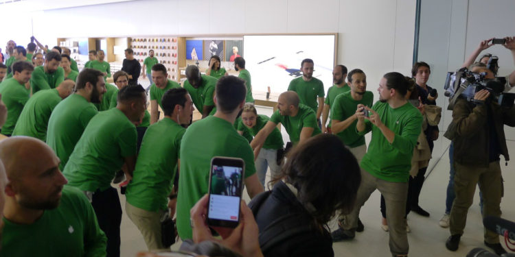 apple store marseille