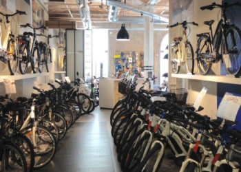 Boutique Mobicity de vélos électriques aux Docks à Marseille