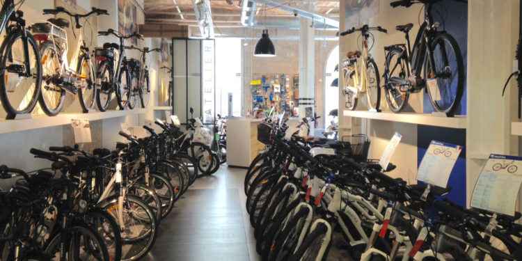 Boutique Mobicity de vélos électriques aux Docks à Marseille