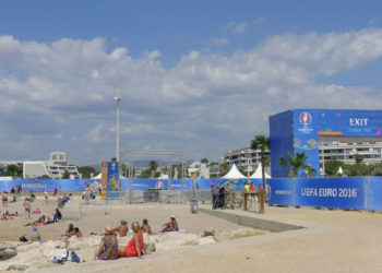 fan zone plage