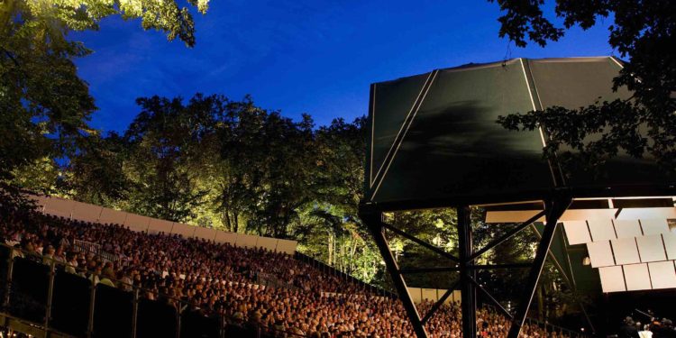 La Roque piano Parc du Chateau de Florans_Xavier Antoinet