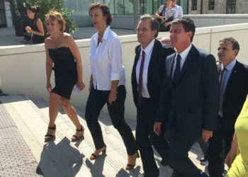 manuel valls escalier Verneuil