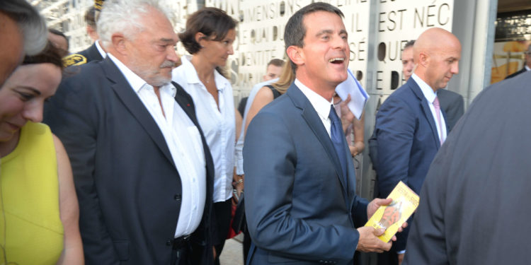 Gignac, Marseille : la visite de Manuel Valls en 10 photos