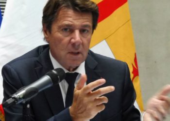 estrosi migrants refugies