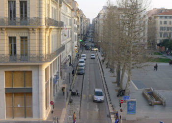 « Soit dit en passant » par les rues Paradis, Montgrand et le château de la Buzine…
