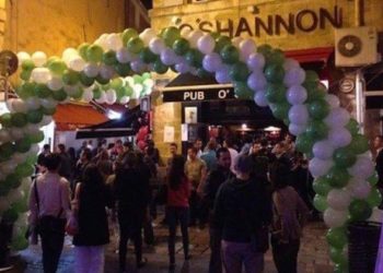 La rue de la verrerie, le soir