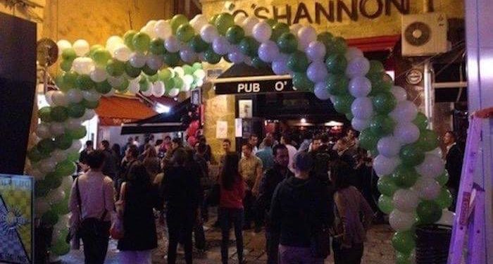 La rue de la verrerie, le soir