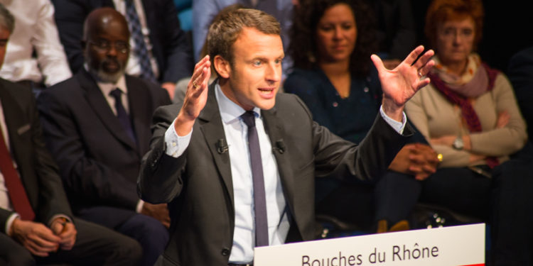 Marseille, Les Pennes-Mirabeau : 10 images symbole du premier déplacement du candidat Macron