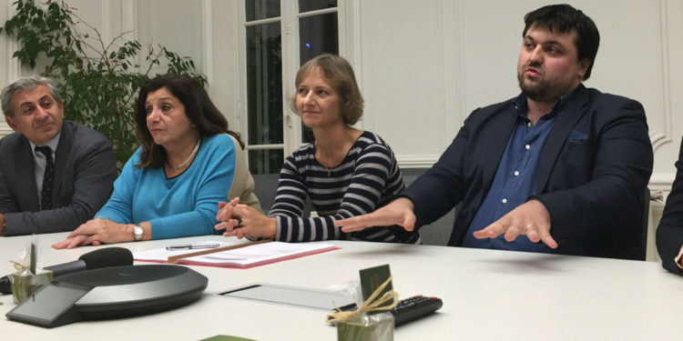 Soit dit en passant : Boyer, Gaudin, Macron, La Marseillaise, les quartiers… ave César !