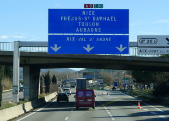 L'autoroute A 8 à Aix-en-Provence (Crédit : archives Gomet')