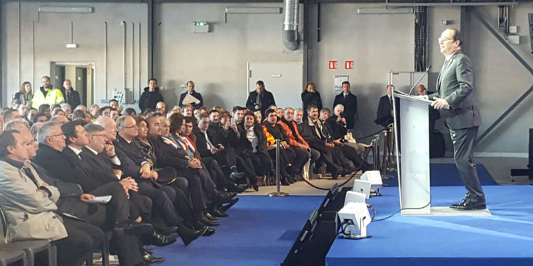 Le président sortant François Hollande inaugure la rocade L2 Est
