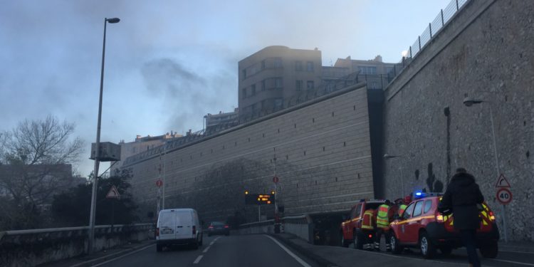 Incendie dans le tunnel Prado Carénage