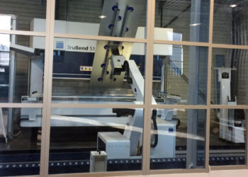 Metal Pliage investit dans un robot nommé Désiré