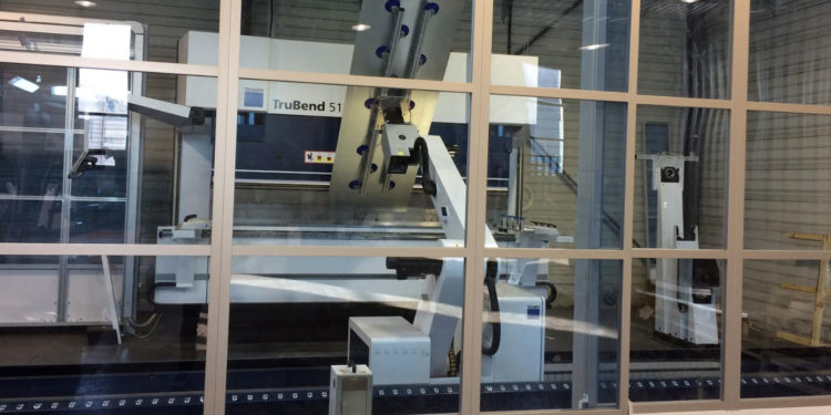 Metal Pliage investit dans un robot nommé Désiré