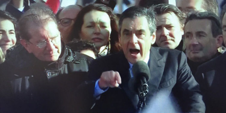 Les Républicains marseillais se déchirent sur le sort à réserver à François Filllon