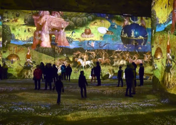 Bosch, Brueghel et Arcimboldo font leur show aux Carrières de lumières