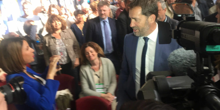 Christophe Castaner face au Front National : « Armez-vous ! Battons-nous ! »