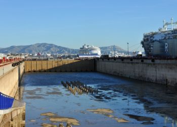 La forme 10 à nouveau opérationnelle sur le port