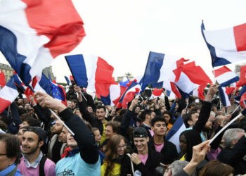 Electotweet : le dimanche 7 mai en 10 images