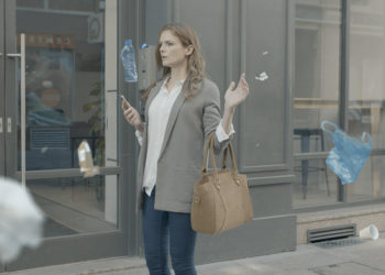 Pinkanova fait léviter la campagne pour la propreté à Toulouse