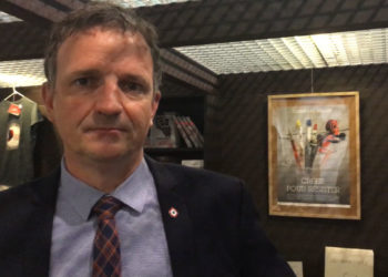 François-Michel Lambert : "On doit se hisser à la hauteur de l'histoire"