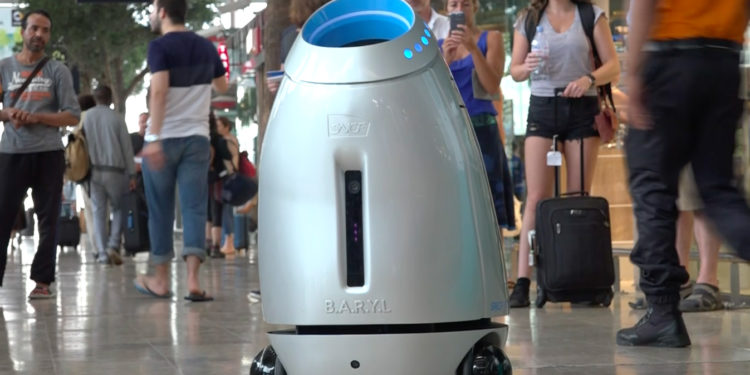 Baryl, une poubelle robotisée testée à la gare Marseille Saint-Charles