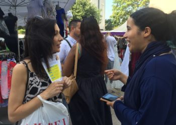 Alexandra Louis, députée de la 3e circonscription des Bouches-du-Rhône ici en campagne en 2017 dans le quartier de Frais-Vallon à Marseill