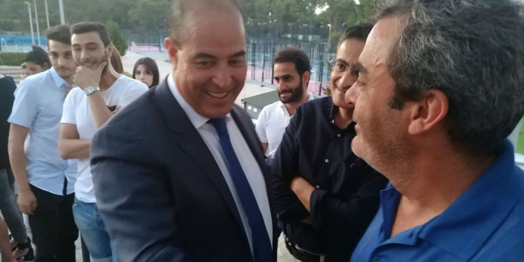 11e circonscription : Christian Kert défait d’un cheveu, Laqhila humble vainqueur