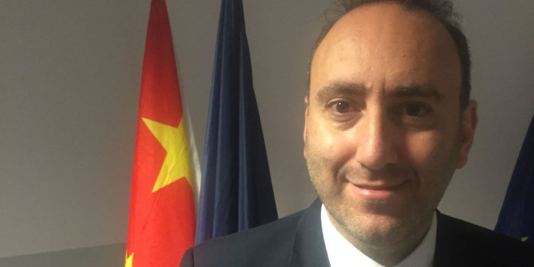 Armand Mazloumian, premier ambassadeur de l'Office aixois auprès de la Chine