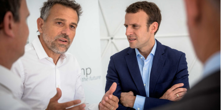 Macron Chevalier