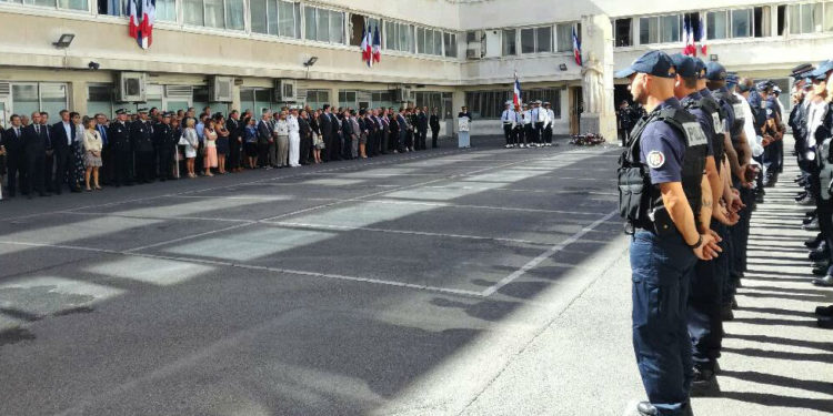 Le nouveau préfet de police Olivier de Mazières prend ses fonctions
