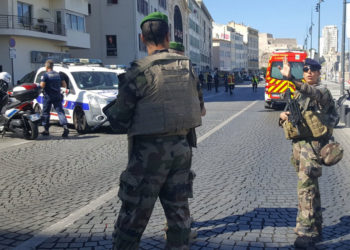 Une fourgonnette folle à Marseille fait un mort et un blessé grave, le conducteur arrêté sur le Vieux-Port