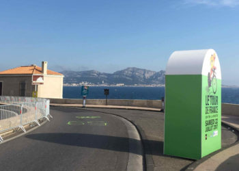 Soit dit en passant : c’est beau une ville quand se taisent les moteurs 