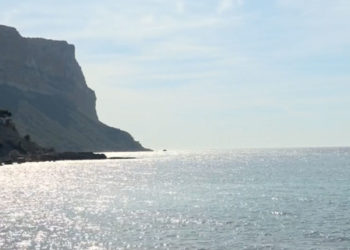 Après le reportage « Calanques en eaux troubles », Cassis réclame 3 millions à France 2