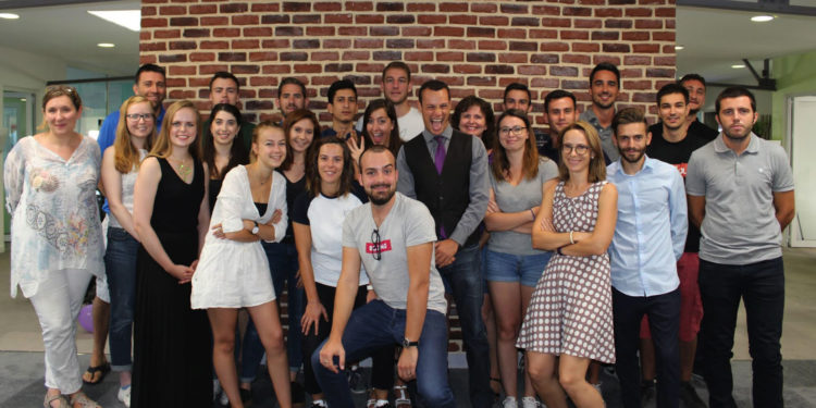 Les collaborateurs du groupe Adiona basé à Venelles (Photo XDR)