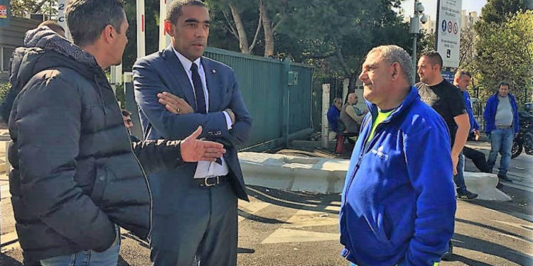 Grève des poubelles : le député Saïd Ahamada (LREM) appelle à la négociation