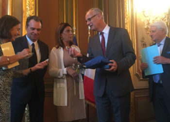 Le préfet Stéphane Bouilllon salué par les élus et décideurs provençaux